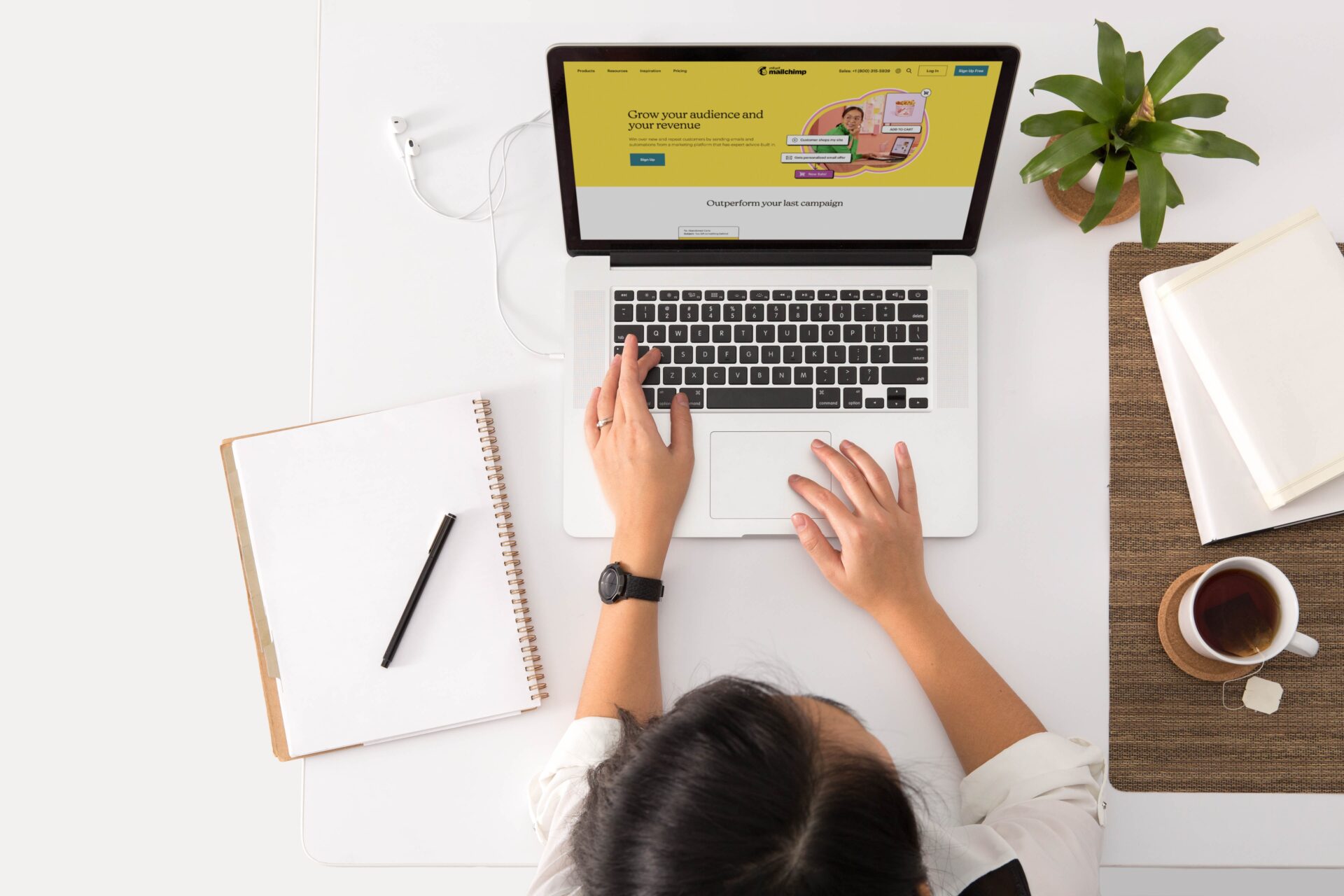 mailchimp-04X1Yp9hNH8-unsplash Direct Marketing and Lead Generation